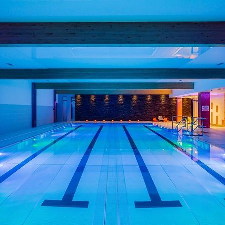 Hotel Tenis Зволен Экстерьер фото